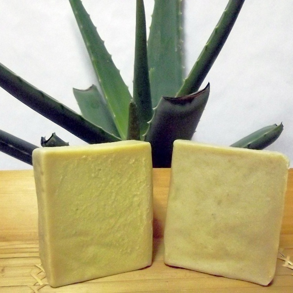 Avocado with Aloe Vera Facial & Body Soap - 1 Bar